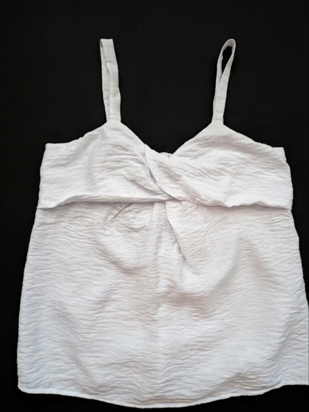 Simply Vera (Vera Wang) White Twist-Front Spaghetti Strap Camisole.